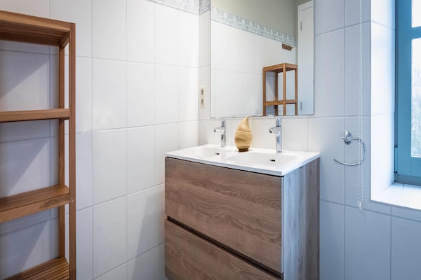 Foto van Vakantiehuis in Durbuy met Binnenzwembad - Vakantiehuis in Durbuy - BathRoom