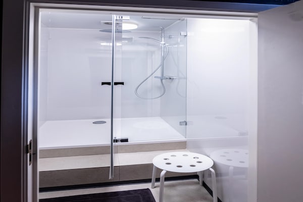 Foto van Vakantiehuis in Durbuy met Binnenzwembad - Vakantiehuis in Durbuy - BathRoom
