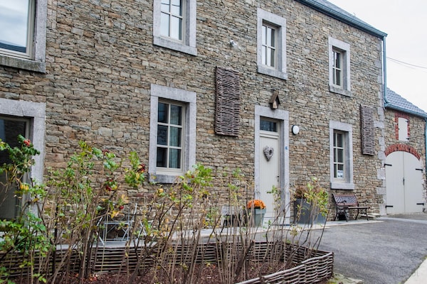 Foto van Vakantiehuis in Durbuy met Binnenzwembad - Vakantiehuis in Durbuy - ExteriorSummer