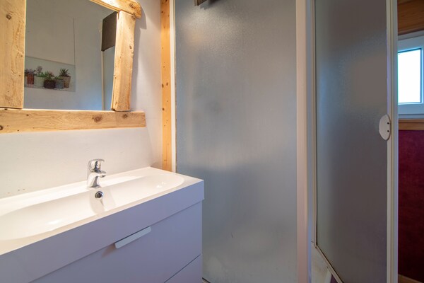 Foto van Hoge Venen Natuur & Sauna Verblijf - Vakantiehuis in Waimes - BathRoom