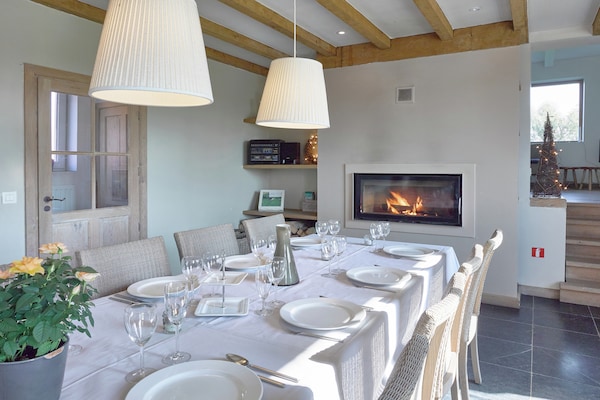 Foto van Diksmuide Landhuis met Spelen - Vakantiehuis in Kaaskerke Diksmuide - DiningRoom