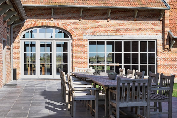 Foto van Diksmuide Landhuis met Spelen - Vakantiehuis in Kaaskerke Diksmuide - TerraceBalcony
