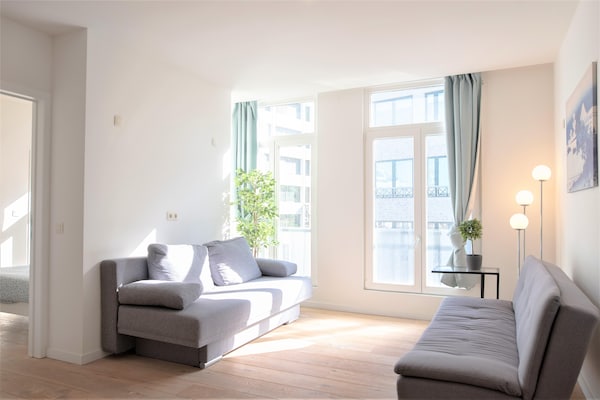 Foto van Appartement voor 12 gasten aan het centrale plein - Vakantiehuis in Antwerp - LivingRoom