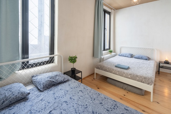 Foto van Bedrijfsappartementen |2BBK|NS|Internet| - Vakantiehuis in Antwerp - BedRoom