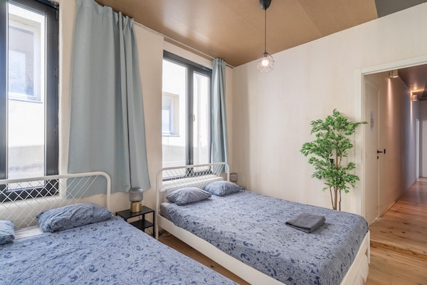 Foto van Bedrijfsappartementen |2BBK|NS|Internet| - Vakantiehuis in Antwerp - BedRoom