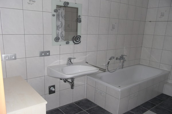 Foto van Woning in Burg Reuland met sauna en terras - Vakantiehuis in Burg Reuland - BathRoom