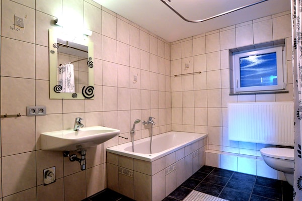 Foto van Woning in Burg Reuland met sauna en terras - Vakantiehuis in Burg Reuland - BathRoom