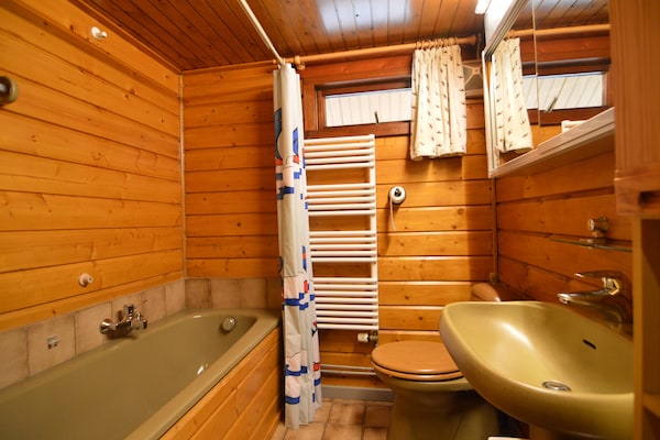 Foto van Schilderachtig chalet in Ovifat - Vakantiehuis in Ovifat - BathRoom