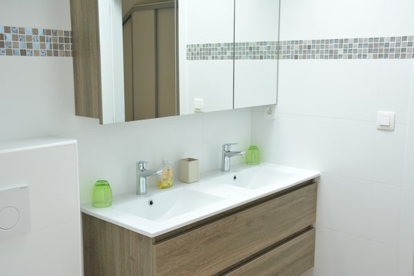 Foto van Boerderijretraite, Fernelmont - Vakantiehuis in Forville - BathRoom