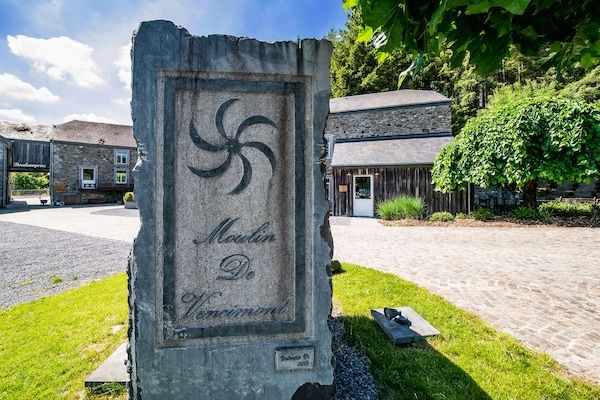 Foto van Luxe verblijf; La Croix Scaille - Vakantiehuis in Bourseigne-Neuve - Ambiance