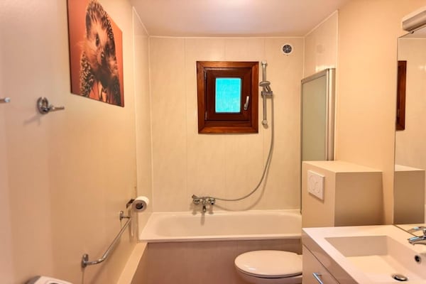 Foto van Boschalet in Namen - Vakantiehuis in Oignies-en-Thierache - BathRoom