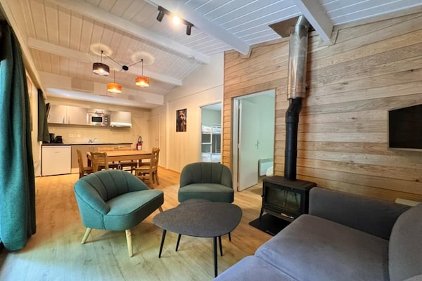 Foto van Boschalet in Namen - Vakantiehuis in Oignies-en-Thierache - LivingRoom