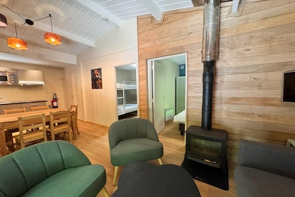 Foto van Boschalet in Namen - Vakantiehuis in Oignies-en-Thierache - LivingRoom