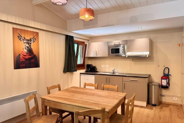 Foto van Boschalet in Namen - Vakantiehuis in Oignies-en-Thierache - DiningRoom
