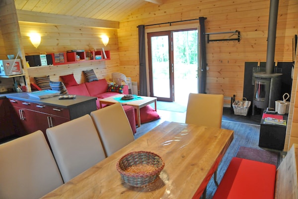 Foto van Chalet in Oignies met bosrijke omgeving - Vakantiehuis in Oignies en Thiérache - DiningRoom
