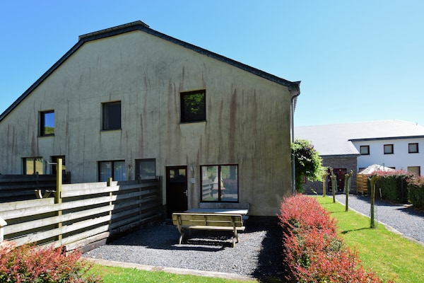Foto van Gezellig natuurretraite, Houffalize - Vakantiehuis in Houffalize - ExteriorSummer