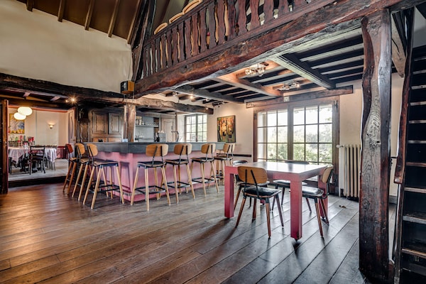 Foto van Groepsverblijf met spa in Vielsalm - Vakantiehuis in Vielsalm - LivingRoom