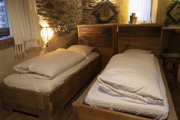 Foto van Vielsalm Verblijf met harige vrienden - Vakantiehuis in Vielsalm - BedRoom