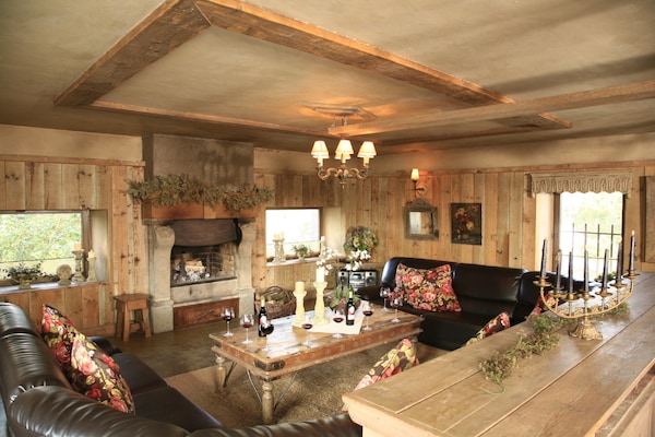 Foto van Vielsalm Verblijf met harige vrienden - Vakantiehuis in Vielsalm - LivingRoom
