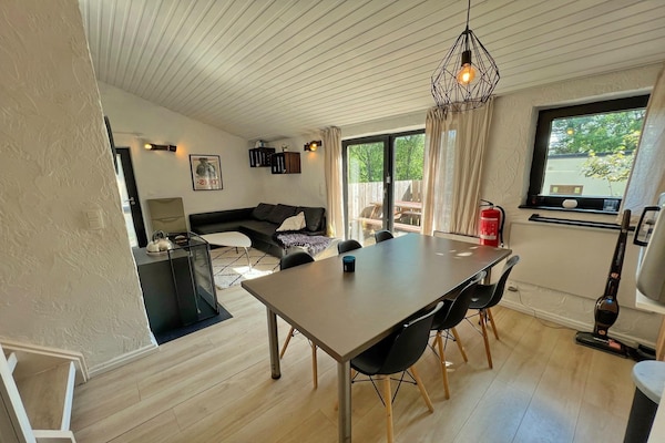 Foto van Bungalow in Virton bij Vallée de Rabais Meer - Vakantiehuis in Virton - DiningRoom