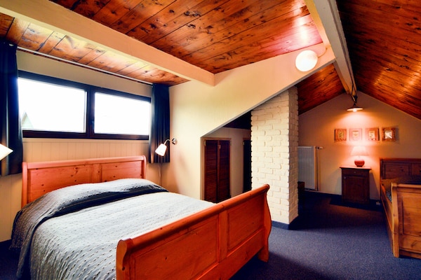 Foto van Comfortabele villa, Paliseul - Vakantiehuis in Paliseul - BedRoom