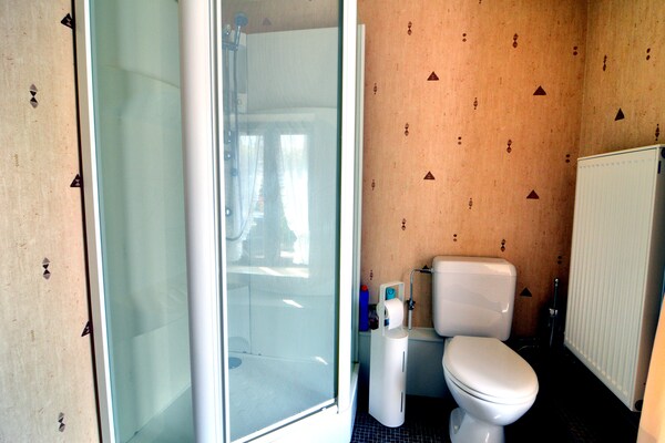 Foto van Comfortabele villa, Paliseul - Vakantiehuis in Paliseul - BathRoom