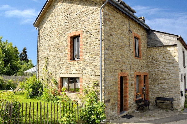 Foto van Comfortabele villa, Paliseul - Vakantiehuis in Paliseul - ExteriorSummer