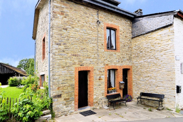 Foto van Comfortabele villa, Paliseul - Vakantiehuis in Paliseul - ExteriorSummer
