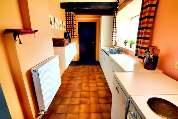 Foto van Comfortabele villa, Paliseul - Vakantiehuis in Paliseul - Kitchen