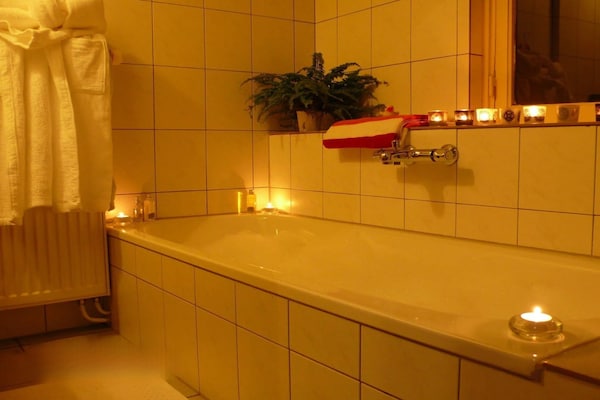 Foto van Groepshuis met sauna in La Roche - Vakantiehuis in La Roche-en-Ardenne - BathRoom