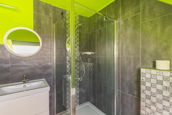 Foto van Charmant huisje met sauna - Vakantiehuis in Honnelles - BathRoom