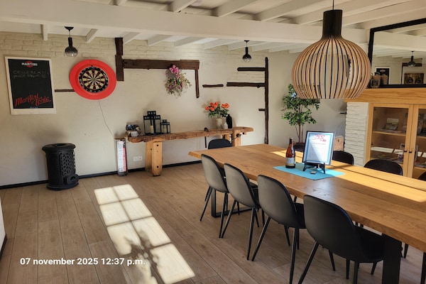 Foto van Ruime gezinsvakantiewoning - Vakantiehuis in Mont de l'Enclus - DiningRoom