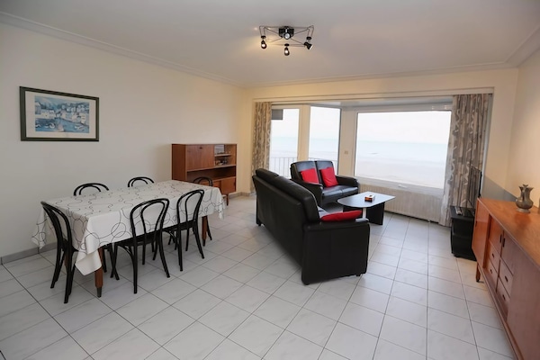 Foto van Verblijf aan het strand in Middelkerke voor 6 - Vakantiehuis in Middelkerke - DiningRoom