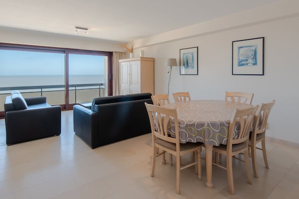 Foto van Appartement in Middelkerke met Zeezicht - Vakantiehuis in MIDDELKERKE - LivingRoom