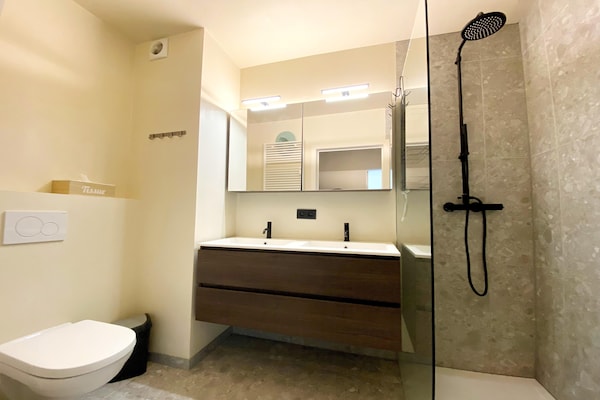 Foto van Appartement in Nieuwpoort vlakbij het strand - Vakantiehuis in Nieuwpoort - BathRoom