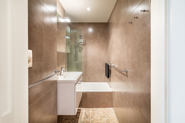 Foto van Appartement aan de kust met strandtoegang - Vakantiehuis in Oostduinkerke - BathRoom