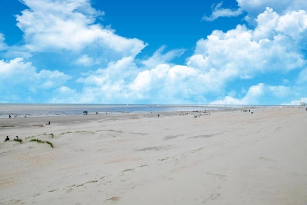 Foto van Appartement aan Belgische kust met zeezicht - Vakantiehuis in Oostduinkerke - AreaSummer5KM