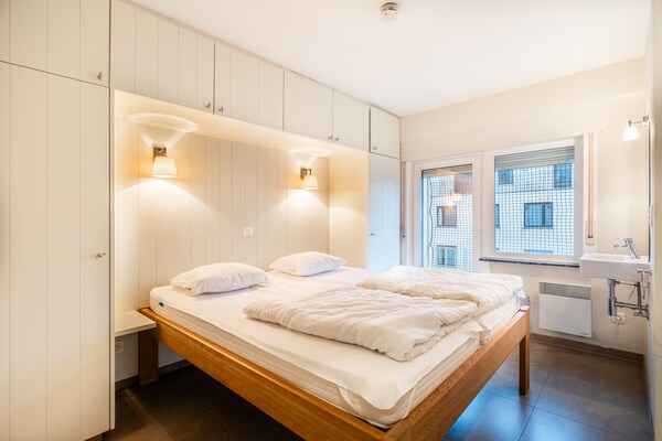 Foto van Appartement aan Belgische kust met zeezicht - Vakantiehuis in Oostduinkerke - BedRoom