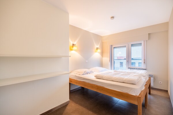 Foto van Appartement aan Belgische Kust met Uitzicht - Vakantiehuis in Oostduinkerke - BedRoom
