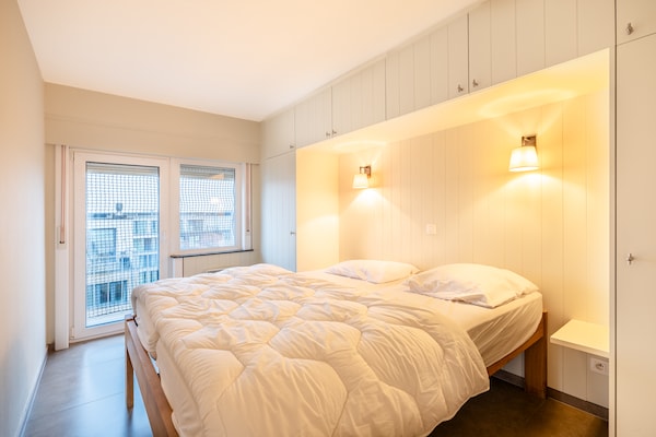 Foto van Appartement aan Belgische Kust met Uitzicht - Vakantiehuis in Oostduinkerke - BedRoom