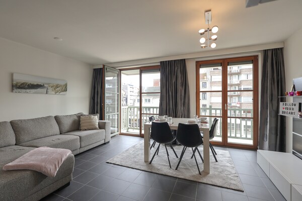 Foto van Appartement in Oostduinkerke bij de kust - Vakantiehuis in OOSTDUINKERKE - LivingRoom
