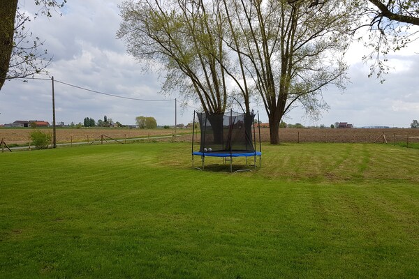 Foto van Herenhuis in Roesbrugge met tuin - Vakantiehuis in Roesbrugge - GardenSummer