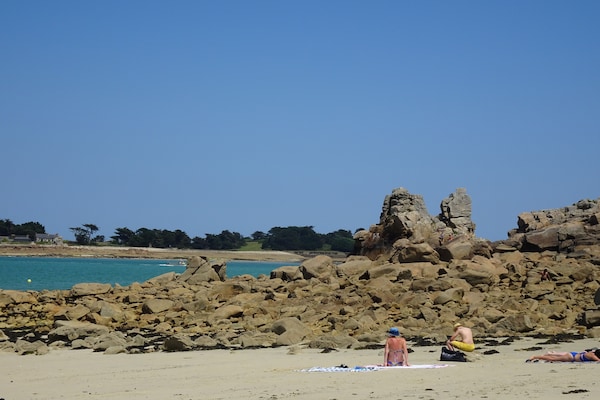 Foto van Stenen Huis in Bretagne bij Zandstrand - Vakantiehuis in Penvénan - AreaSummer5KM