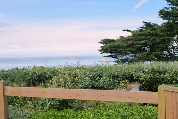 Foto van Stenen huis in Bretagne bij zandstranden - Vakantiehuis in Landéda - ViewSummer