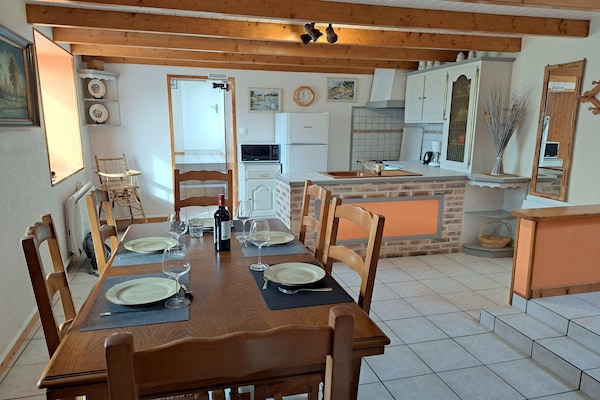 Foto van Stenen huis in Bretagne bij zandstranden - Vakantiehuis in Landéda - DiningRoom