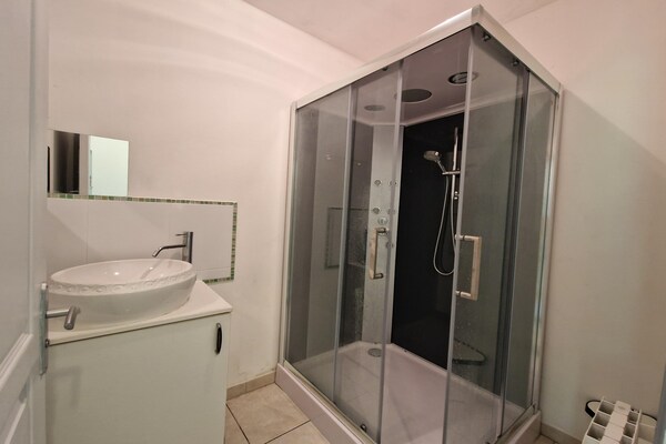 Foto van Vakantiehuis in Moëlan bij Kerfany Strand - Vakantiehuis in Moelan-sur-Mer - BathRoom