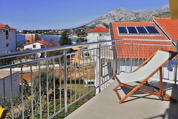 Foto van Appartement in Seline bij Paklenica Park - Vakantiehuis in Seline - TerraceBalcony