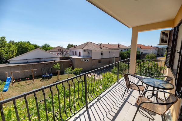 Foto van Appartement in Seline bij Paklenica Park - Vakantiehuis in Seline - ViewSummer