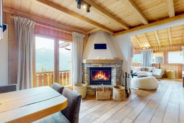 Foto van Prachtig chalet in Le Bouveret met tuin - Vakantiehuis in Les Masses - DiningRoom
