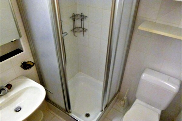 Foto van Appartement in Veysonnaz bij Skilift - Vakantiehuis in Veysonnaz - BathRoom